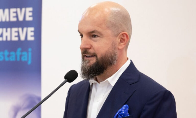 Ndryshimet në qeveri, Lela: Makinës së PS-së i ka vd*kur motori, Ramës i kanë ikur elitat nëpër burgje