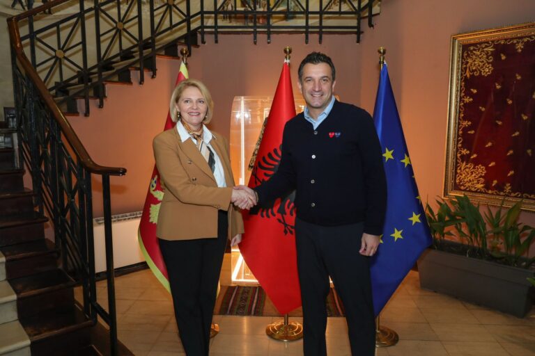 Veliaj pret kryebashkiaken e Podgoricës: Mësojmë nga njëri-tjetri!