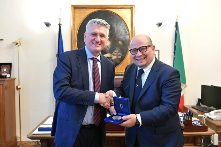Agron Gjekmarkaj vizitë zyrtare në Romë: Italia, avokate pasionante e Shqipërisë në rrugën drejt integrimit