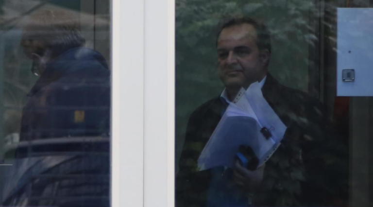 Mjeku me 1 milion euro pasuri, merr i pandehur nga SPAK