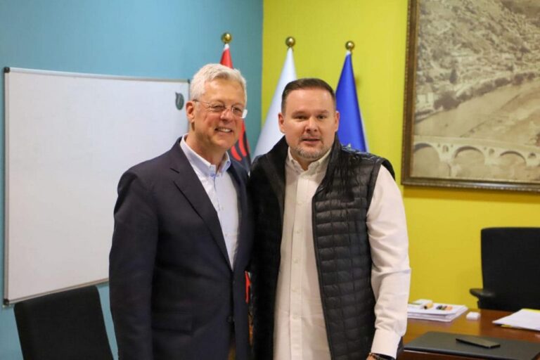 Kryebashkiaku Demo pret ambasadorin gjerman: Mbështetje disa projekteve në Berat