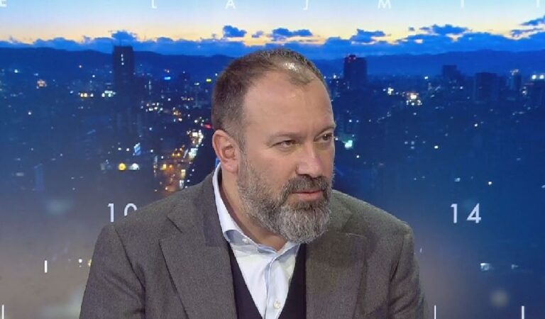 Rama në Paris, ministri Mazniku: Me rëndësi strategjike, Franca është aktor i domosdoshëm në rrugën evropiane