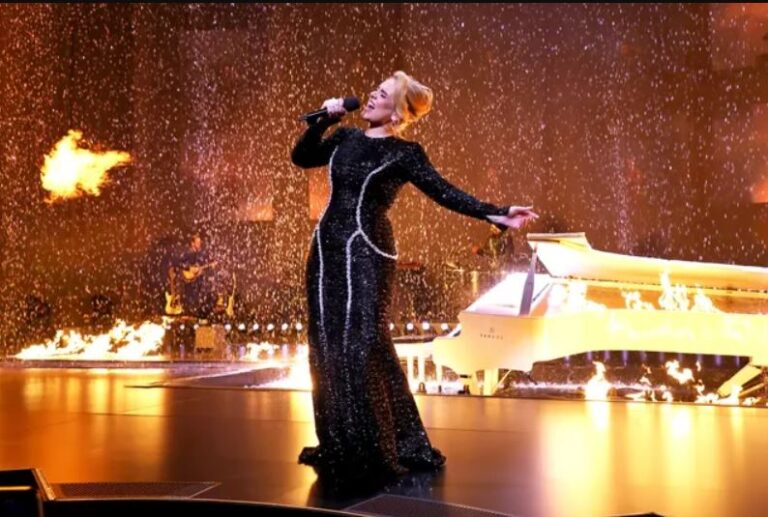 Adele refuzon ofertën 200 milionë dollarë për të zgjatur turneun