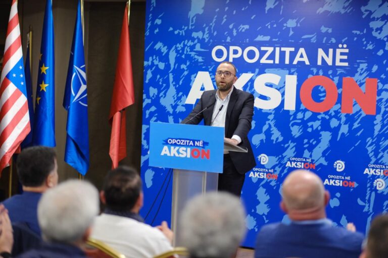 Bardhi: Agalliu dhe Pampuri mbështetën Olta Xhaçkën, shkarkohen nga pozicionet në grup