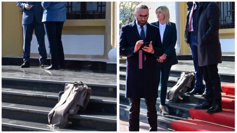 Deputetja që la çantën dhe pallton tek shkallët e Parlamentit