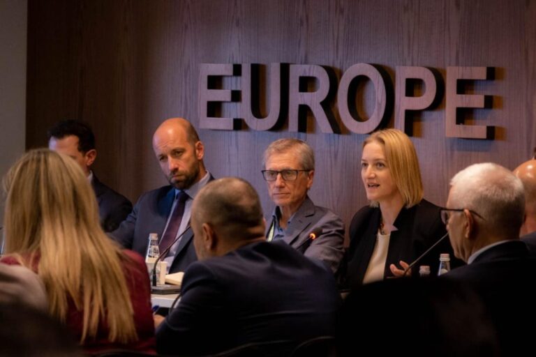 Ministrja Denaj: Kontributi i donatorëve të huaj në bujqësi, i një rëndësie të veçantë