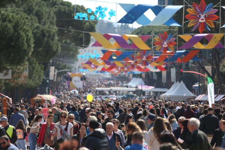 VIDEO/Tiranë dhe Elbasan-Festa e Verës
