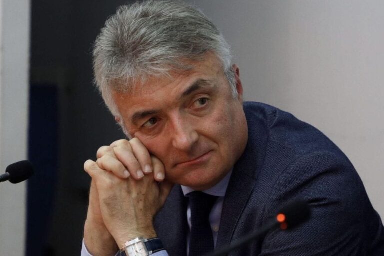 Miodrag Vlahoviç: Qeveria në Mal të Zi mendon tërheqjen e njohjes së Kosovës