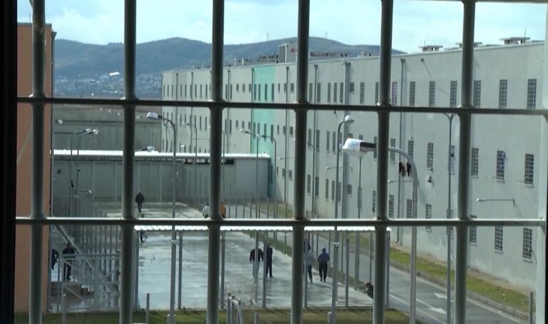 ”Çunat e SPAK-ut” letër deputetëve: Duam barazi