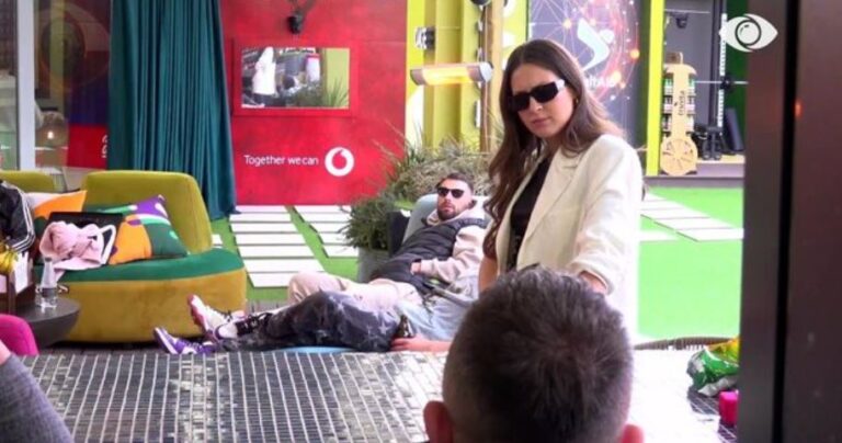 Juli debaton ashpër me Françeskën: Ti do të provokosh, të hedhësh kunja…