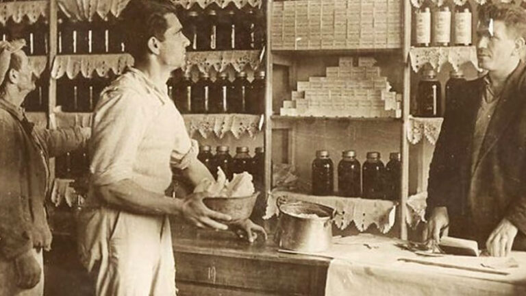 Ahmet Zogu më 1934 ngriti një Bord Ushqimi për të frenuar abuzimet me çmimet