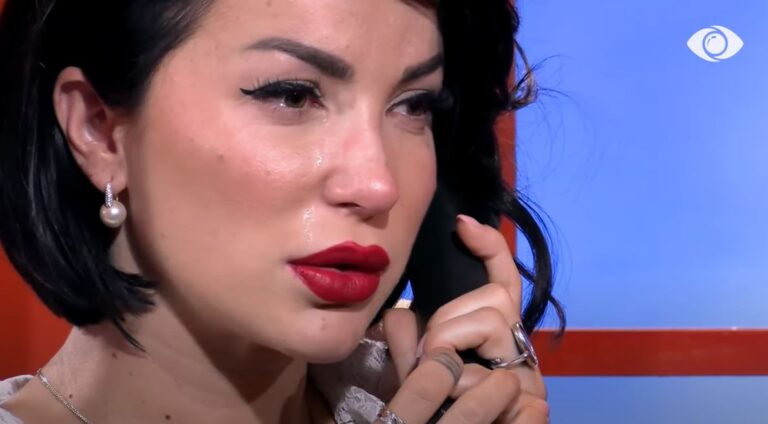 ”Një zemre të vogël që ia ndala rrahjet vetë”, Roza ”telefonon” bebin: Hej engjëll, të kërkoj falje
