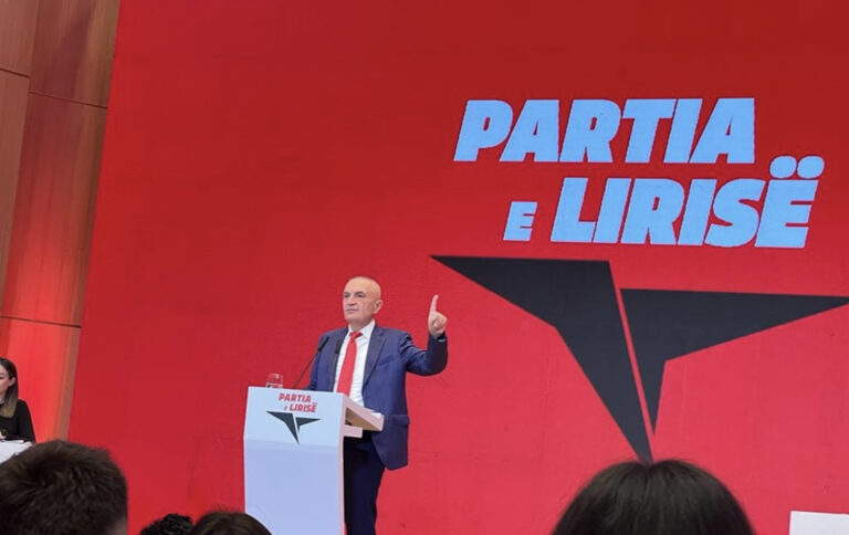 Konventa e PL, miratohen propozimet e Ilir Metës dhe rrëzohet një nga kërkesat e Monika Kryemadhit
