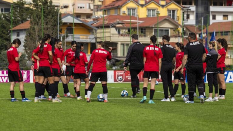 Kronikë/ FIFA publikon renditjen e re, Shqipëria humbet dy pozicione