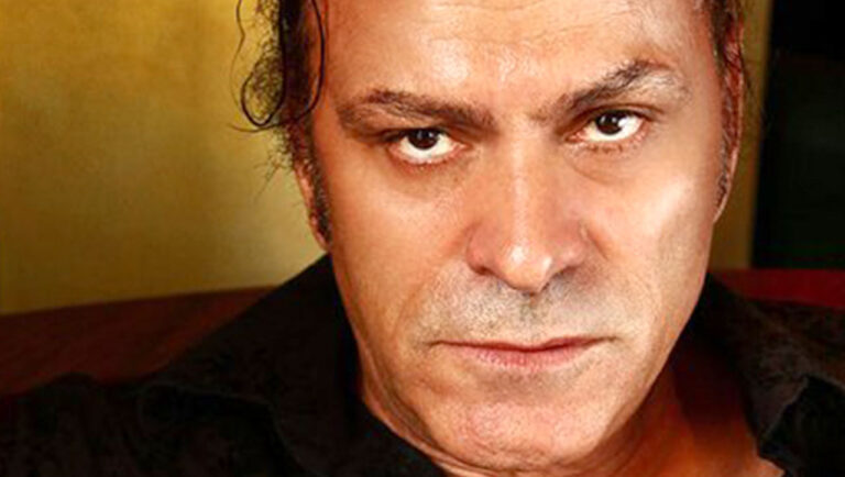 Timo Flloko, i madhi i të mëdhenjve të artit skenik shqiptarë