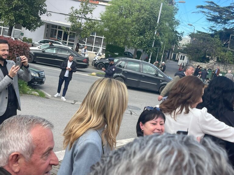 Jorida Tabaku bashkohet me Sali Berishën, ja çfarë ndodhi sot në Shkodër