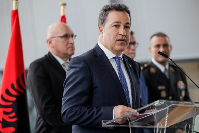 Shqipëria 15 vite në NATO! Ceremoni në Bruksel, Peleshi: Të palëkundur në mbështetjen ndaj Aleancës