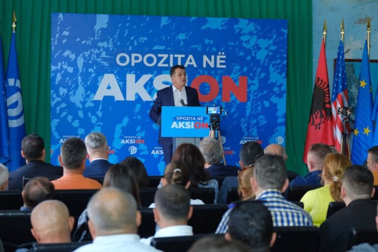 PS mbron Xhaçkën, Noka: Edi Rama dhe ba*da e Rilindjes nuk kanë të ndalur, kanë burgosur edhe Berishën