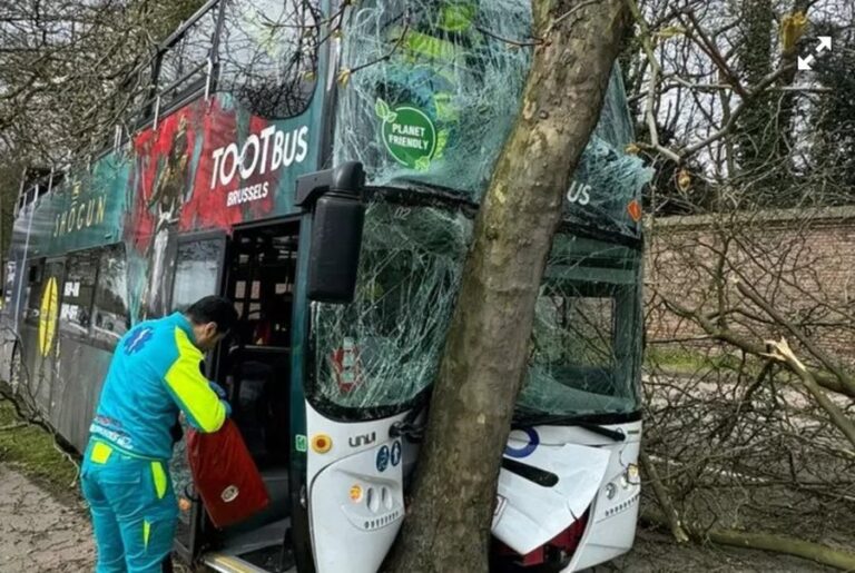 Përplaset në Bruksel autobusi me turistë