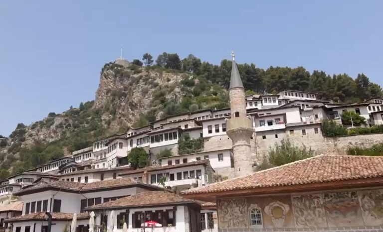 Entuziazmi i Kryeministrit për Shqipërinë turistike (VIDEO)