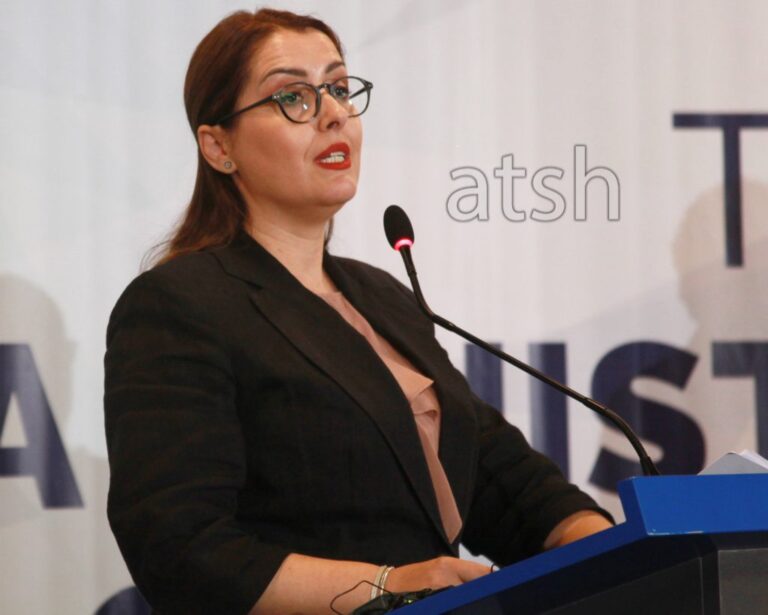 Ministeriali i arsimit të lartë, Manastirliu: Inteligjenca artificiale në universitete, të rishikojmë programet