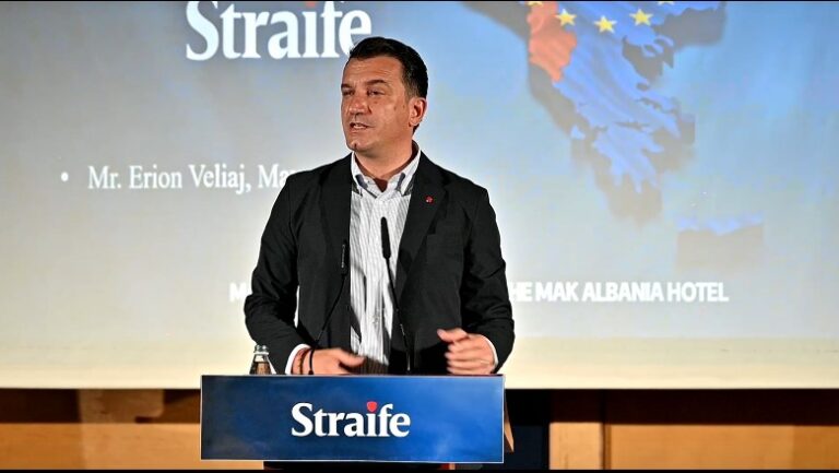 Veliaj në konferencën e Straife: Sot në Shqipëri bëhet më lehtë biznes! Fokusi ynë, arsimimi digjital i të rinjve dhe të rejave