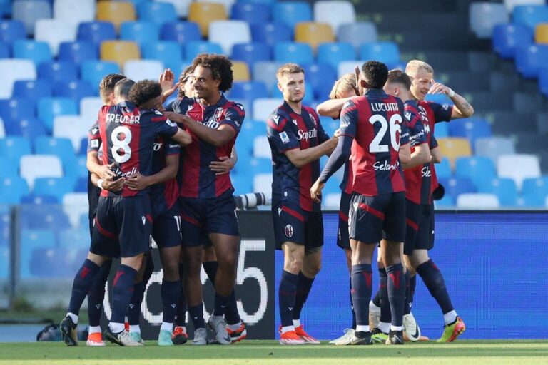 Bologna sfidon Napolin dhe “prek” Championsin