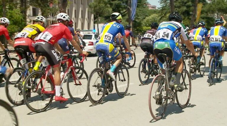 Elbasani mirëpret Turin Çiklistik të Shqipërisë, festë sporti dhe energjie në qytet