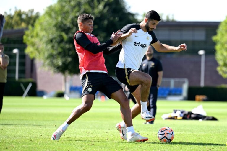 E BUJSHME/ Borussia Dortmund interesohet për Armando Brojën
