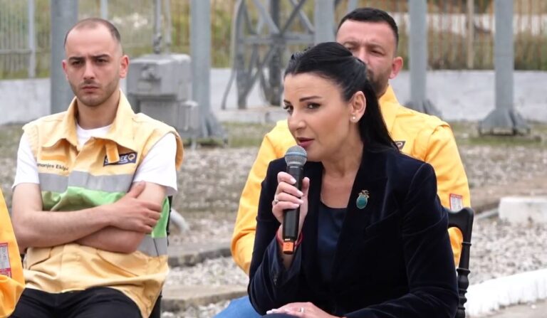 Hapen aplikimet për punësimin e elektriçistëve në OSHEE, Balluku: Profesionistë të rinj në të gjitha drejtoritë rajonale