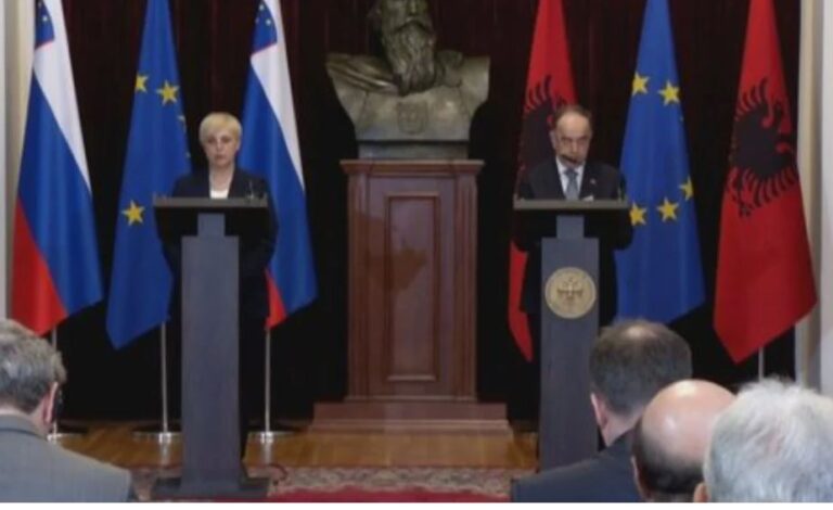 Presidenti Begaj me homologen sllovene: E nevojshme një linjë ajrore direkte Lubjanë-Tiranë