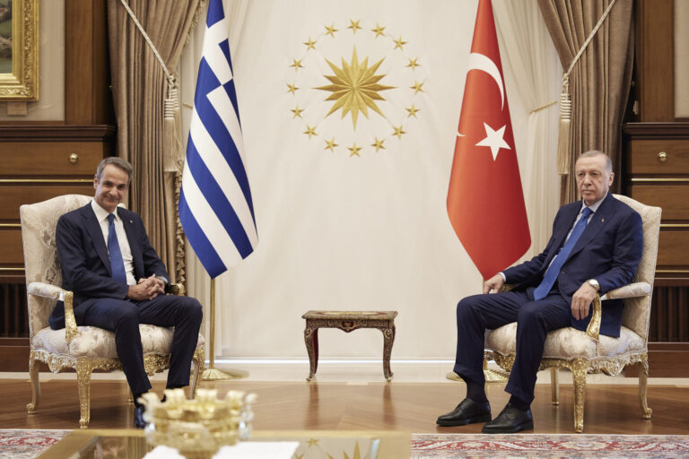 Mitsotakis i pakënaqur nga takimi me Erdogan, kreu i qeverisë greke: Jam i trishtuar për Manastirin e Chores
