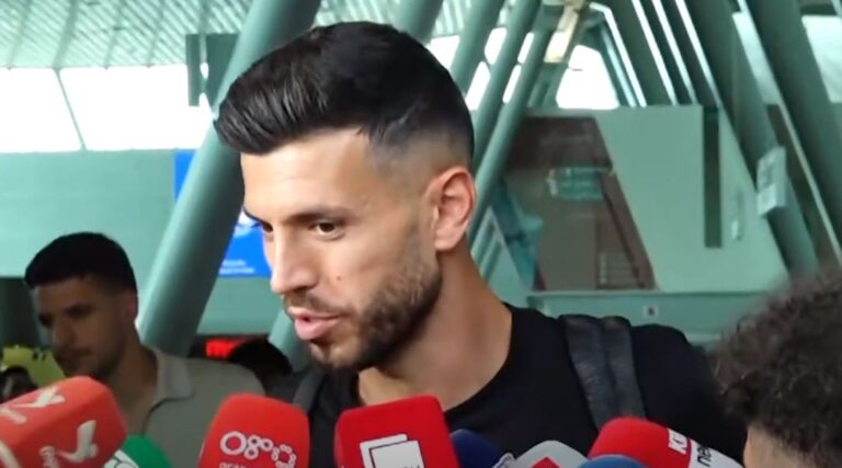 Rekordmeni Klaus Gjasula në Rinas: Kemi tifozët më të mirë, ndjesia e autogolit është e shëmtuar