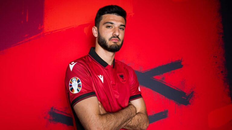 Kronikë/ Broja drejt kalimit te Leicester, Hysaj pritet të qëndrojë te Lazio