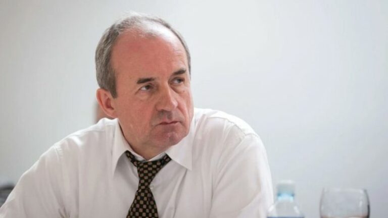 Lamtumira e parakohëshme për Janusz Bugajskin, udhëprijësin e mendimit dhe vizionit të politikës ndërkombëtare