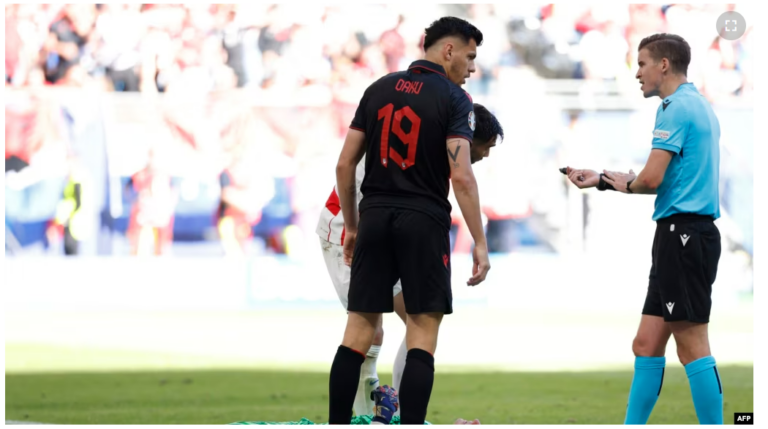 UEFA: Futbollisti Mirlind Daku pezullohet për dy ndeshje për thirrjet fyese ndaj Serbisë