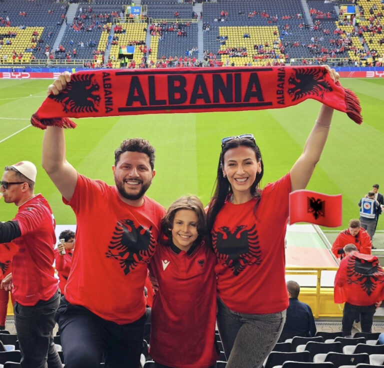 Tifozët kuqezi, më të bukurit e “Euro 2024” (FOTO)