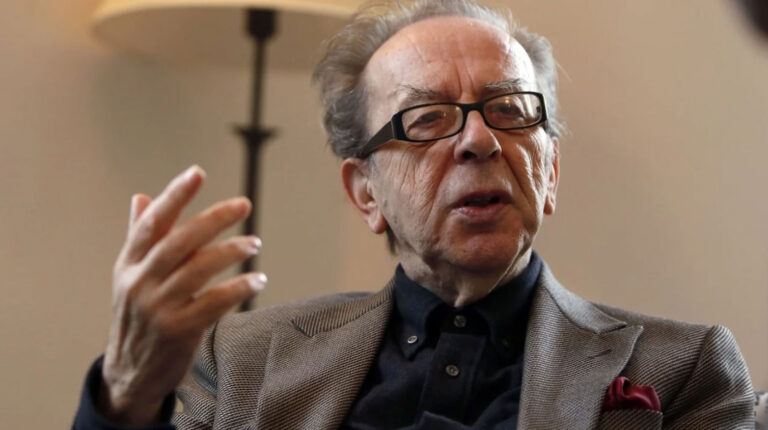 Ismail Kadare në “Koha Jonë” nga Parisi 1994 për interesat kombëtare, gjuhën, politikën, çmimin Nobël, etj.