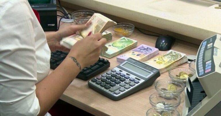 Cili është kursi i këmbimit të lekut me valutat e huaja për ditën e sotme, 8 dhjetor 2024