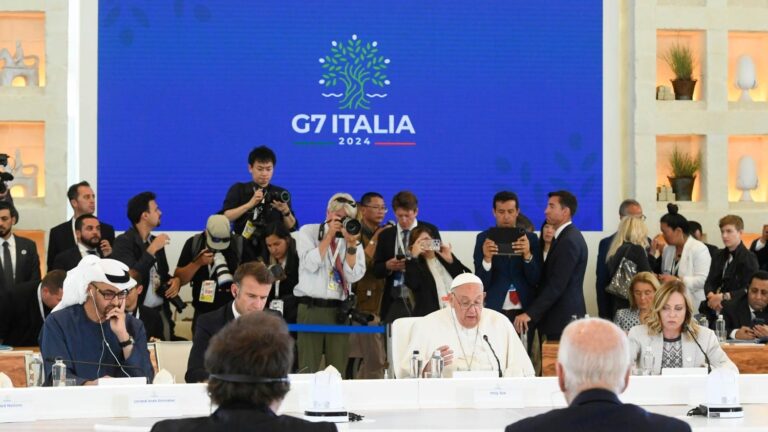 Për herë të parë në Samitin e G7, ja pse liderët botërorë kërkuan këshilla nga Papa Françesku