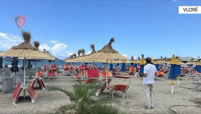 Policia e Vlorës: Aksioni “Plazh i lirë” sekuestron 120 çadra dhe shezlongë