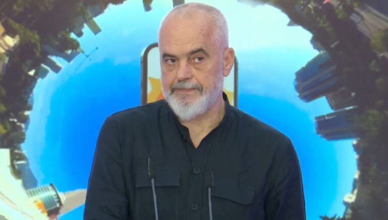 VIDEO/ Sezoni turistik, Rama thirrje shqiptarëve që punojnë në Greqi që të vijnë në Shqipëri