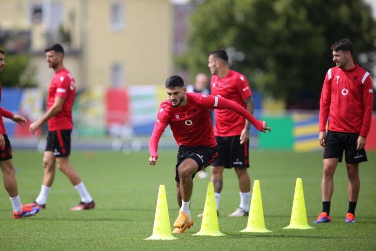 Euro 2024/ Kombëtarja stërvitet e plotë para sfidës me Kroacinë, njihuni me programin
