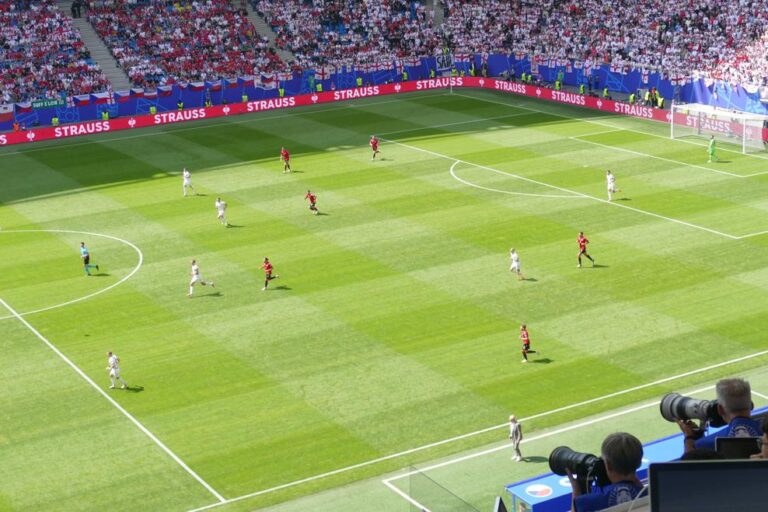 EURO 2024/ Gjeorgji- Çeki 1-0, përfundon pjesa e parë. VAR akordon penallti