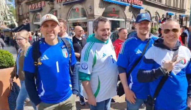 Tifozët italianë të pakët në Dortmund, por optimistë: Fitojmë 1-0!