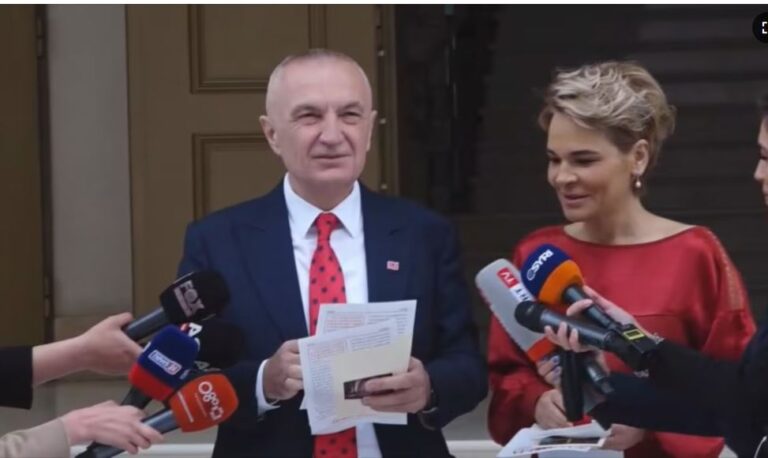 Historia e çiftit politik që u martua në pushtet dhe u divorcua në opozitë