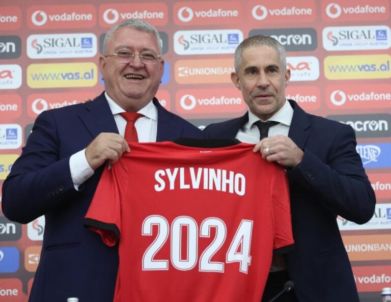 Duka zyrtarizon Sylvinhon dhe e komplimenton: Ekipi kuqezi sot ka respektin e të gjithë botës së futbollit