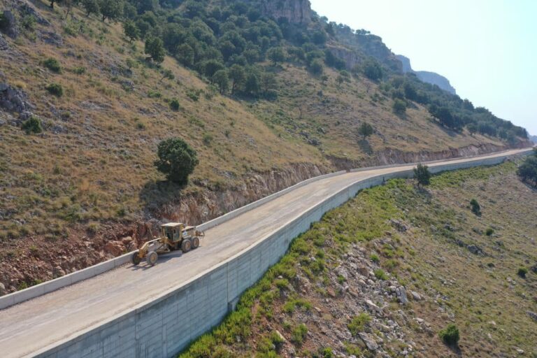 Kryeministri Edi Rama uron një të diel të mbarë me përparimin e punimeve në rrugën Shëngjin-Velipojë