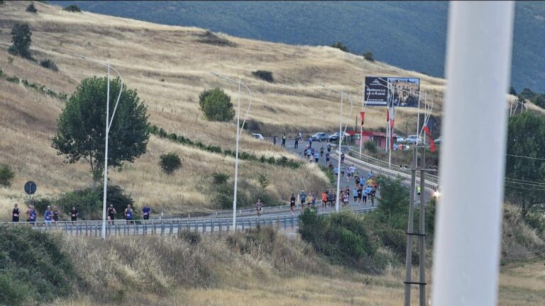 Maratona Enkelana në Pogradec, Rama poston fotot: 700 vrapues nga 38 shtete të botës