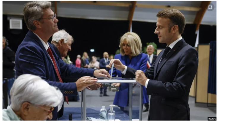 VOA: E majta fiton shumicën e vendeve në parlamentin francez